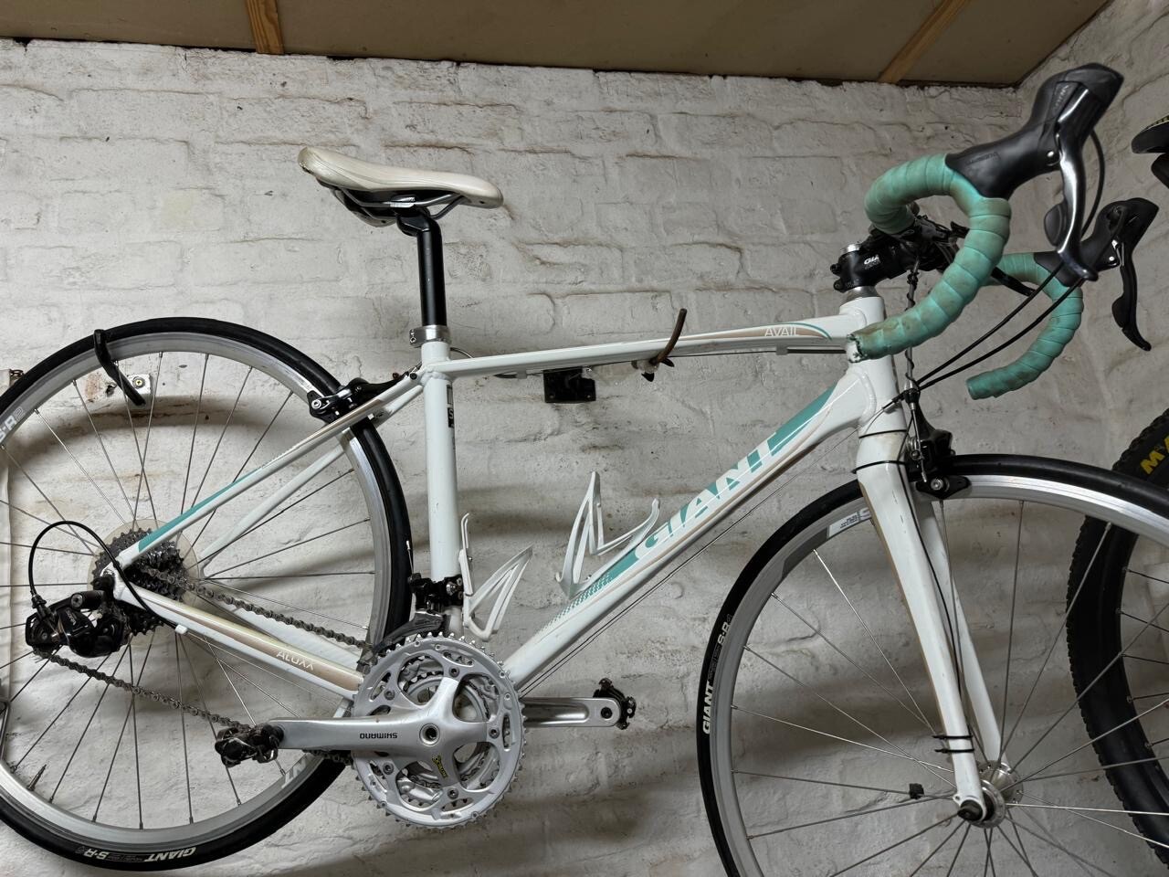 Giant Road Bike | Road Bikes | Bike Hub