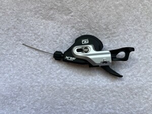 paire de leviers shifters Shimano RSX ST-A410 2/3 x7 vitesses