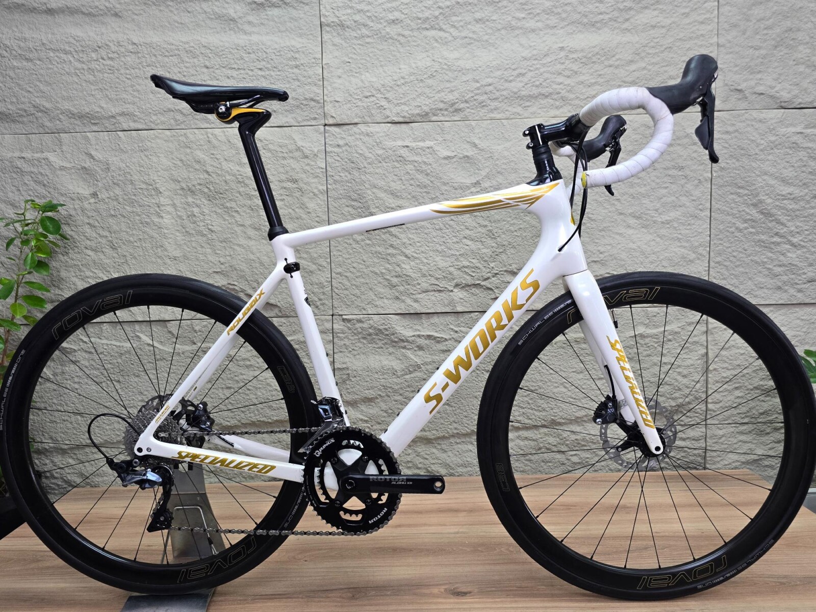 Works Mclaren Specialized S Works Roubaix Di2 2018 Roubaix Mclaren