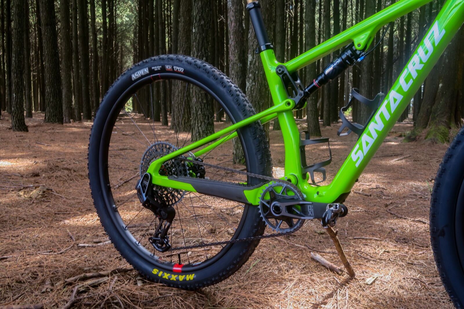 Santa Cruz Blur CC Frame - MED | Dual Suspension Mountain Bikes | Bike Hub