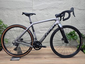 TREK CHECKPOINT SL5 (54cm) **Carbon-11SPD-2023** | Gravel