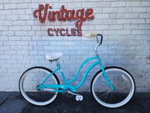 Pre-Owned Vintage Schwinn S1 Beach Cruiser R3999 Commuter Bikes