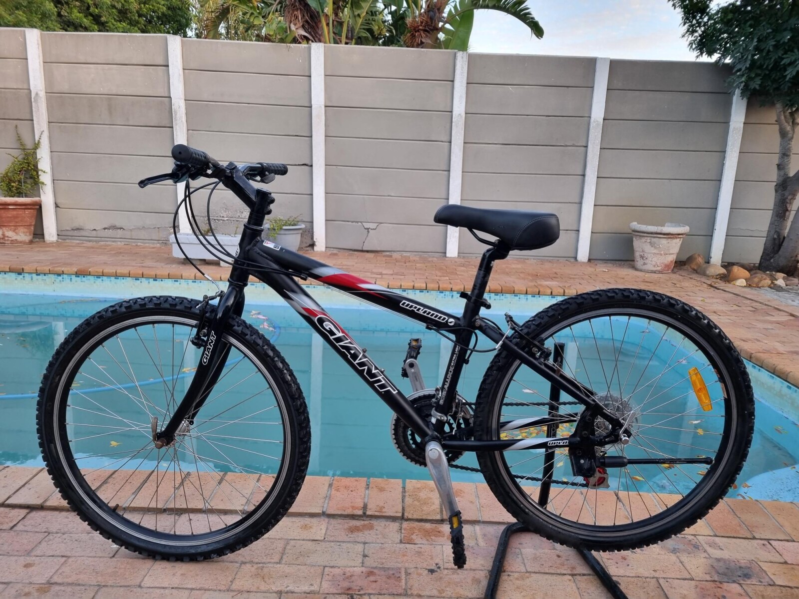 Giant 26inch (S) | Hardtail Mountain Bikes | Bike Hub