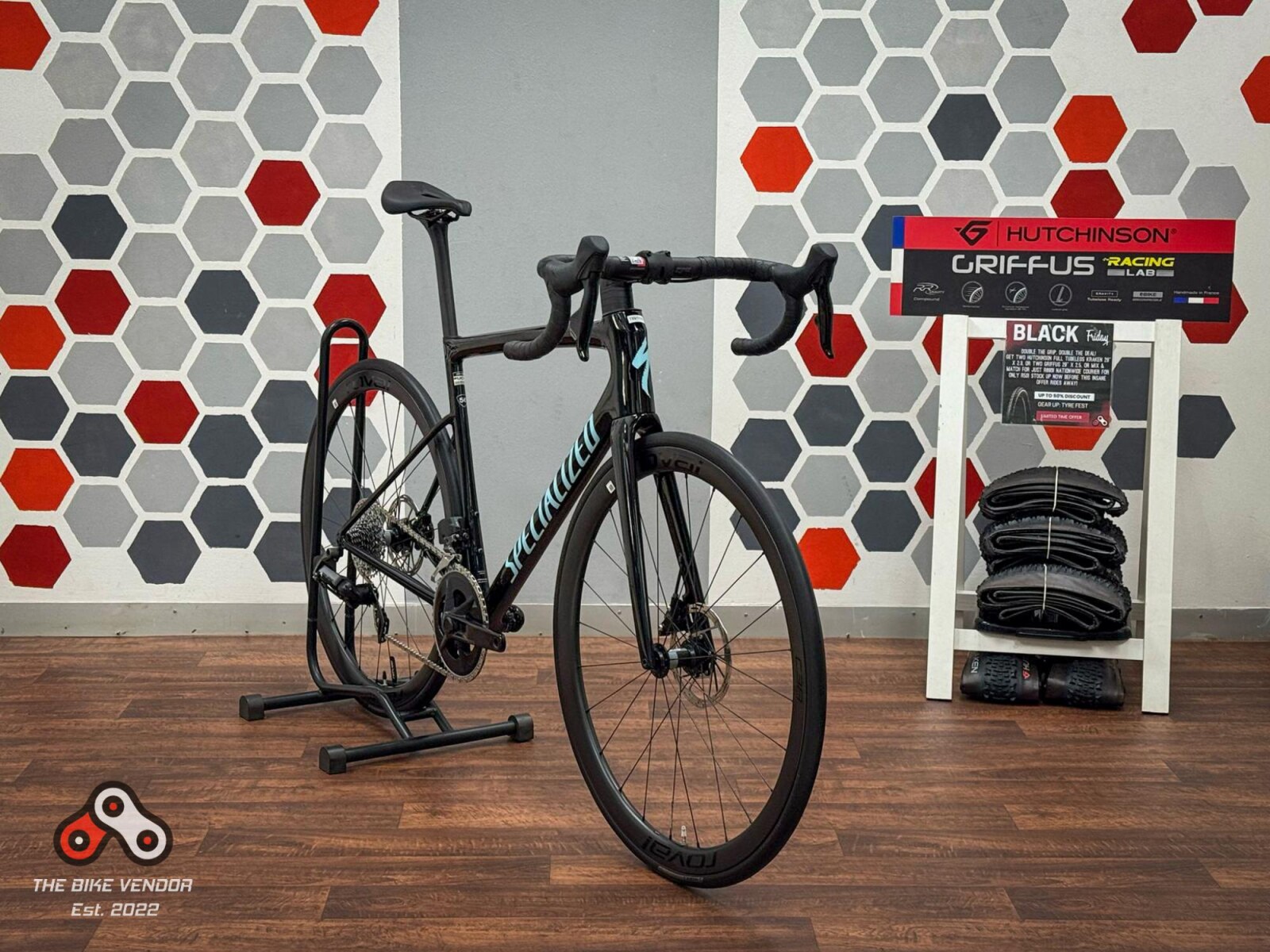 Specialized Tarmac SL8 - SRAM AXS - Roval Carbon | Road Bikes | Bike Hub