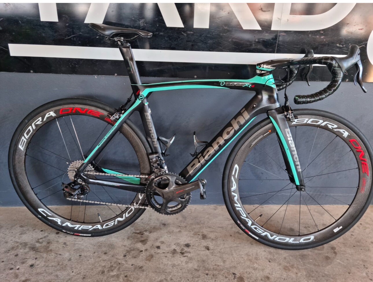 Bianchi Oltre XR4 | Super Record EPS | 55 | Road Bikes | Bike Hub