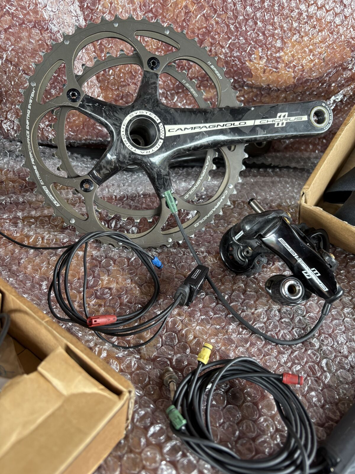 Campagnolo Chorus 11 speed EPS groupset Complete Groupsets