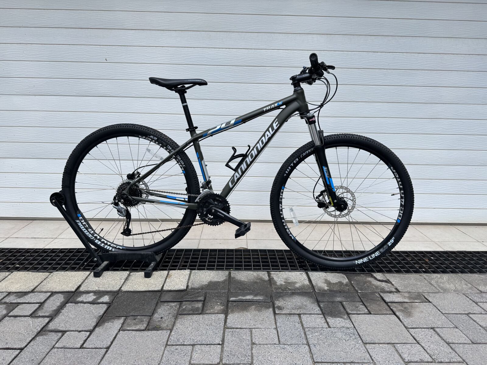 Cannondale Trail 5 - less than 200km | Hardtail Mountain Bikes
