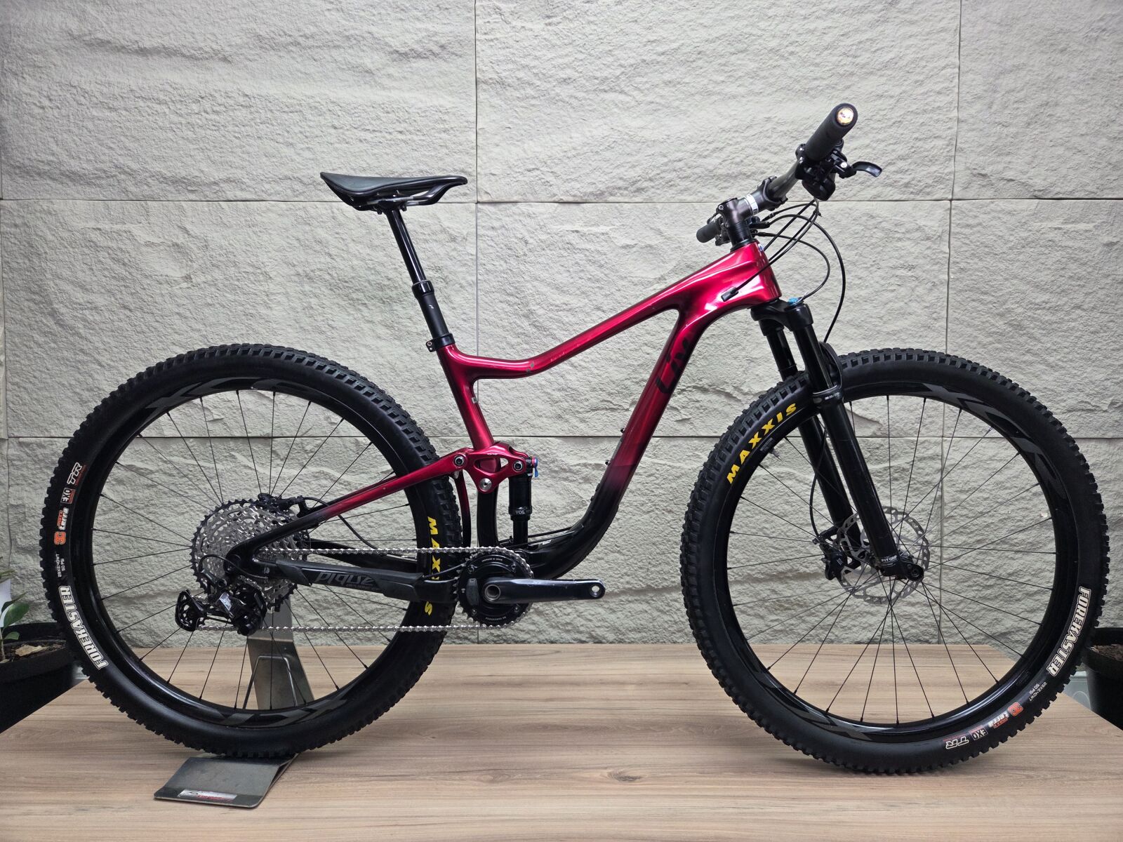 GIANT LIV PIQUE PRO 2 (M) **SOLD** | Dual Suspension Mountain Bikes ...