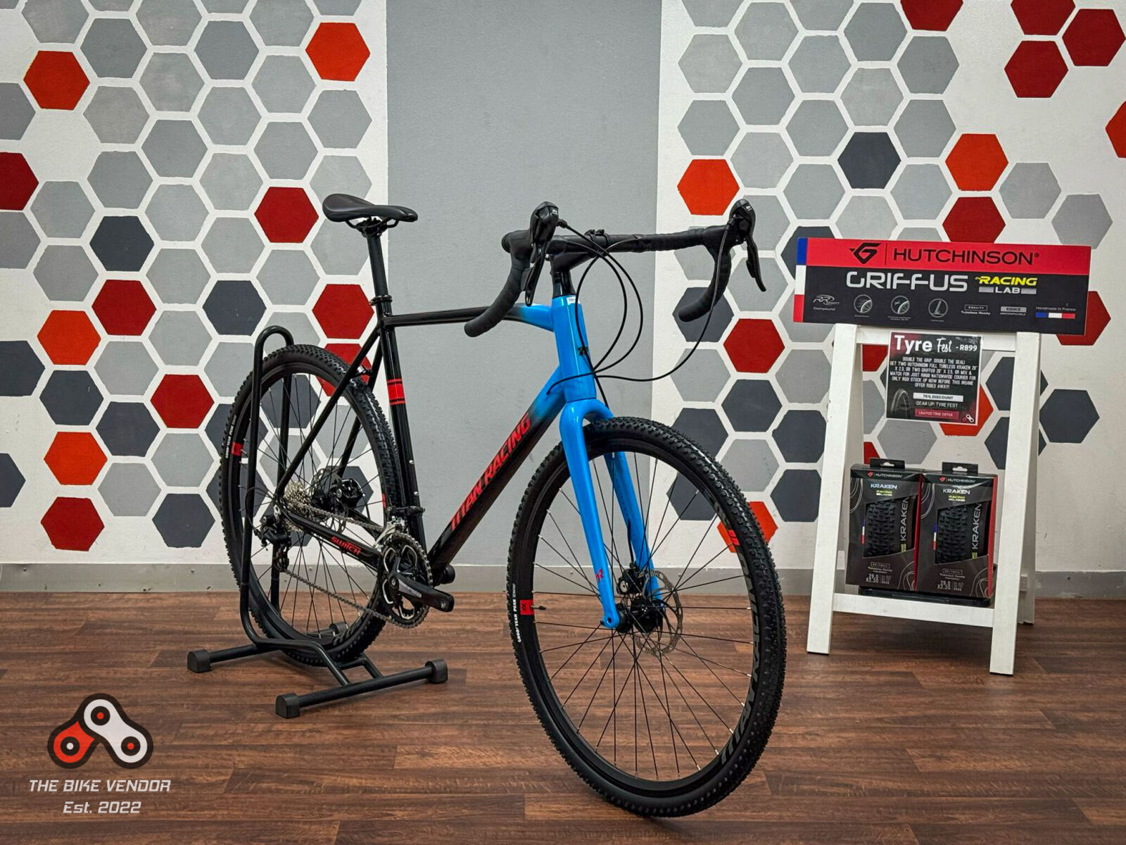 Titan Switch Sport Carbon Fork Gravel Gravel Bikes Bike Hub