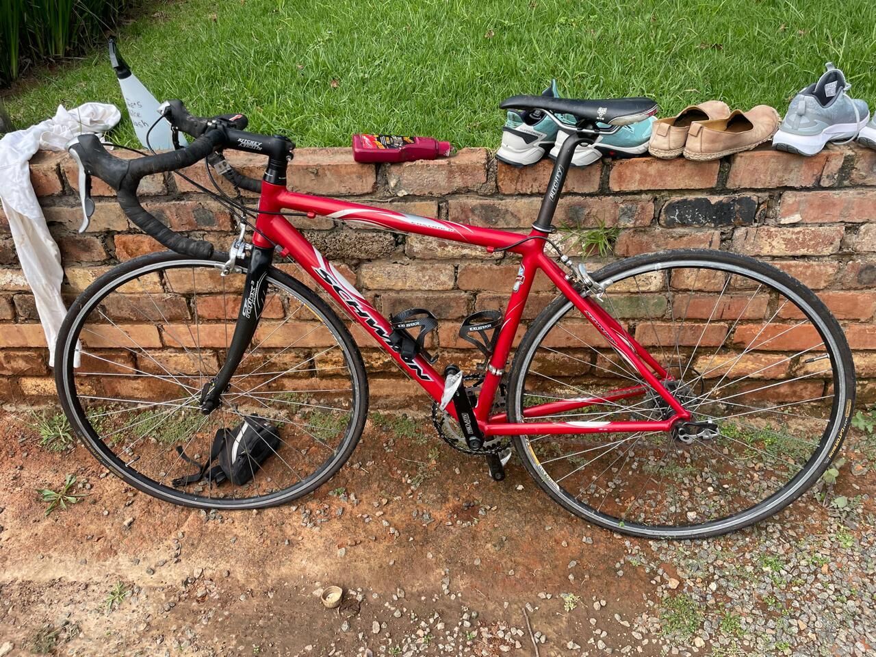 Schwinn Road Bike Road Bikes Bike Hub