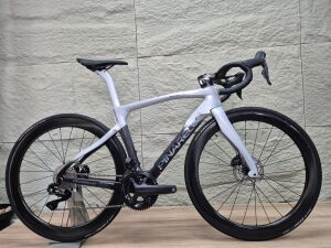 PINARELLO DOGMA F12 (47cm) **CARBON-WHEELS-DI2** | Road Bikes
