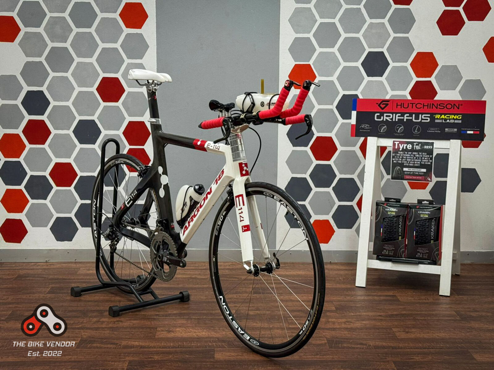 Argon 18 E114 - Carbon - SRAM Red / Force | Triathlon & Time Trial ...