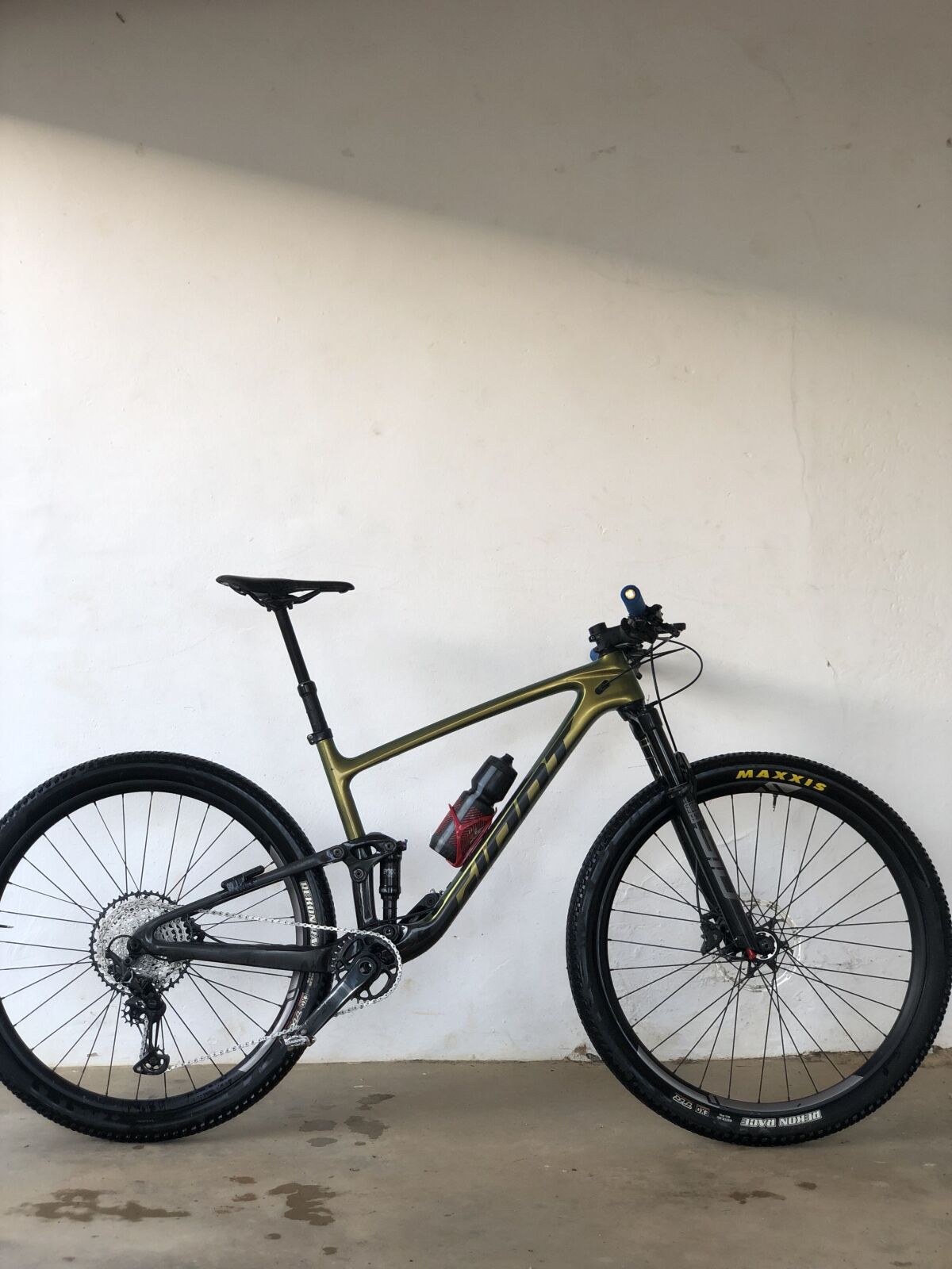 GIANT ANTHEM ADVANCED PRO Dual Suspension Mountain Bikes Bike Hub