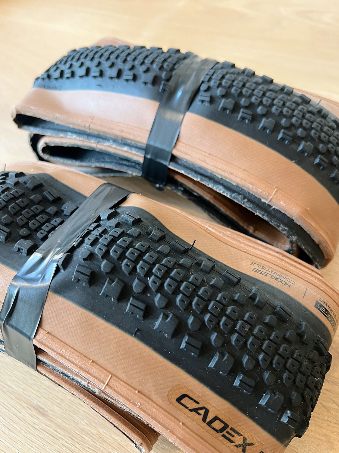 CADEX GX 700x40c Gravel Tyres Gravel Bike Tyres Bike Hub - Main Image