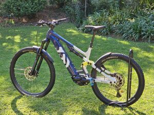 2025 Husqvarna MC2 Mountain Cross E-MTB (Size L) Dual Suspension