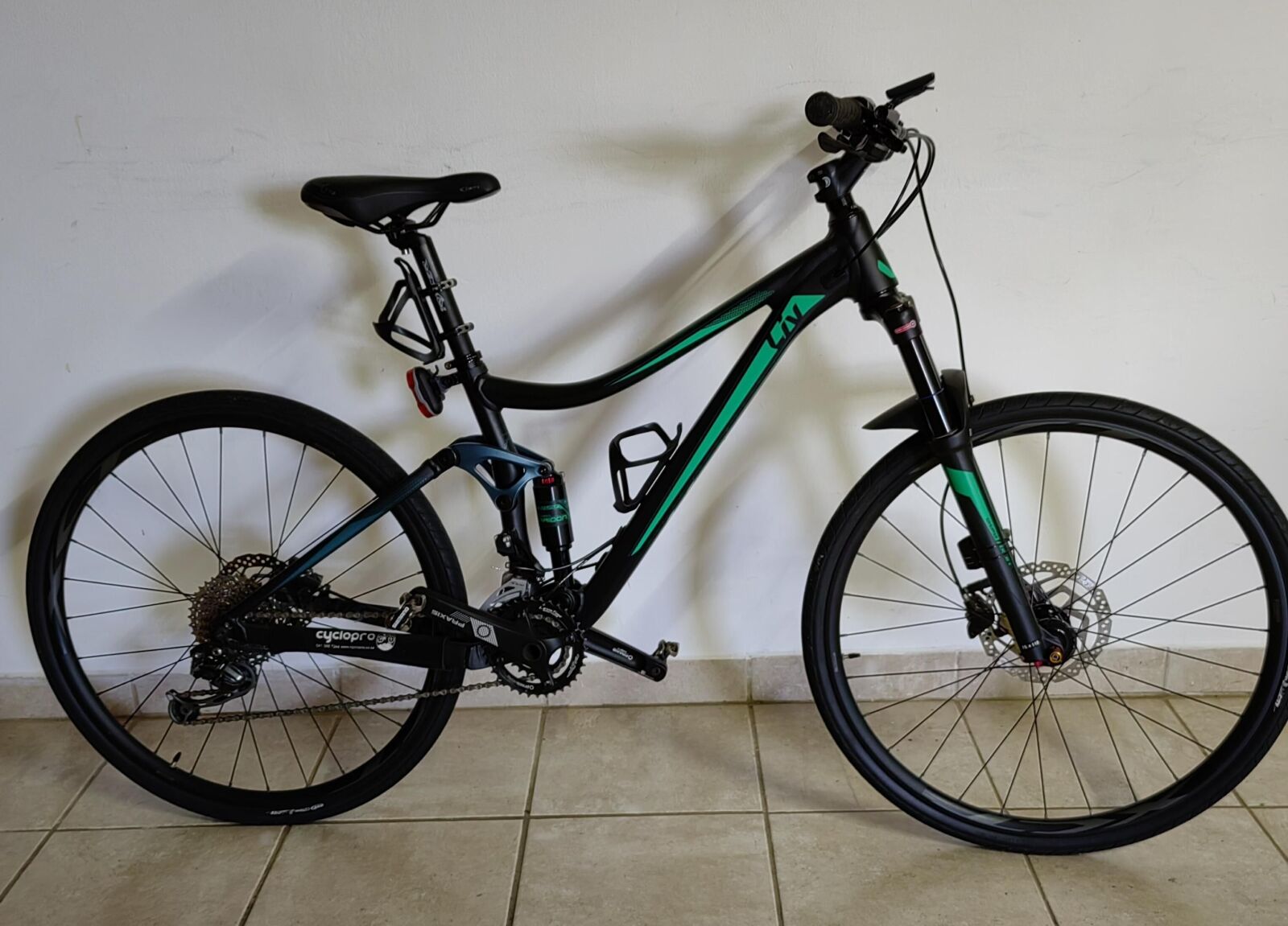Ladies MTB For Sale - Giant Liv Embolden 2 | Dual Suspension Mountain ...
