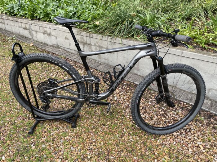 2019 Giant Anthem Advanced Pro 29 Dual Suspension Mountain