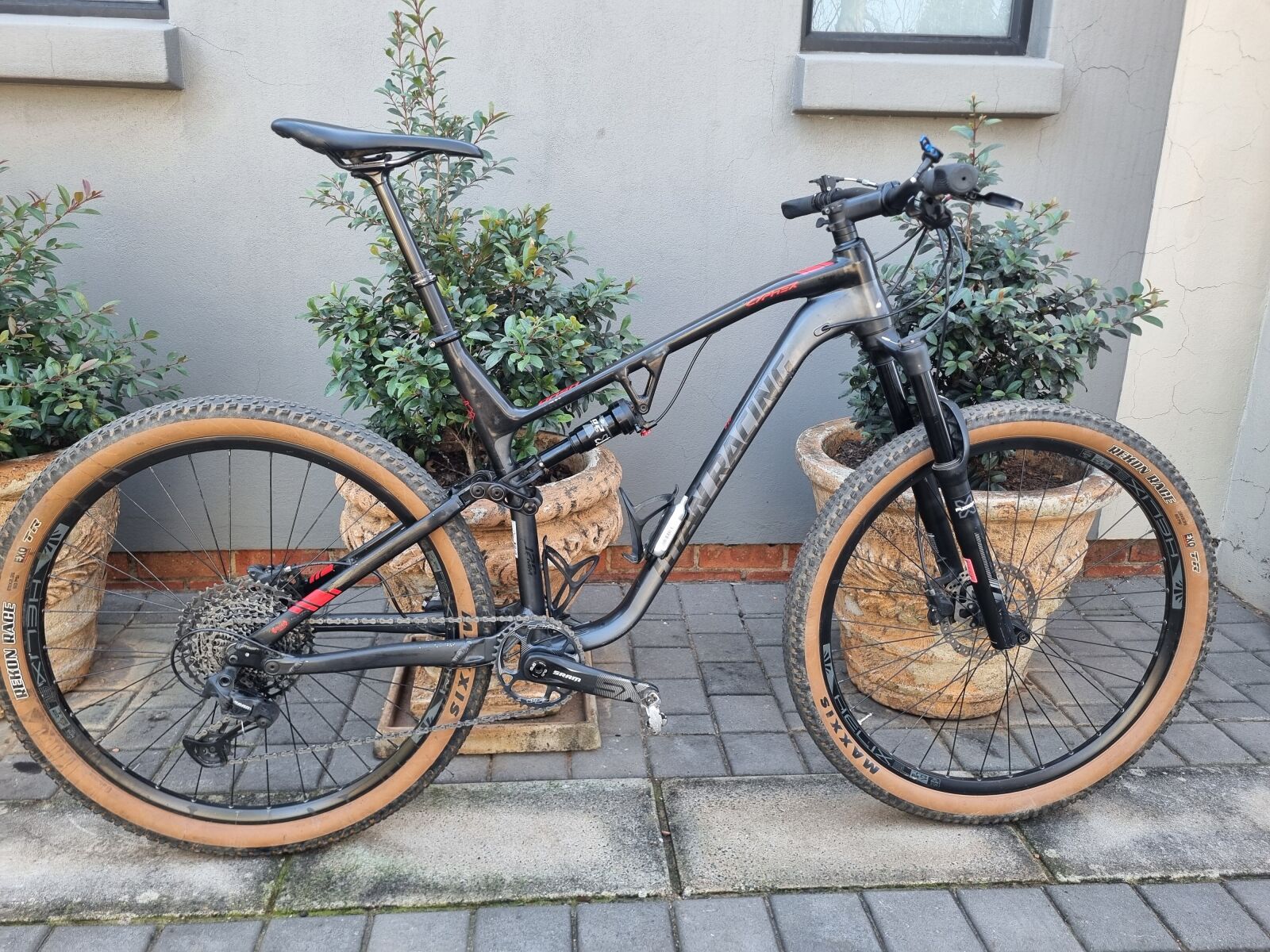 Vintage Mountain Bike Double Shock Titan Dual Suspension MTB Dual