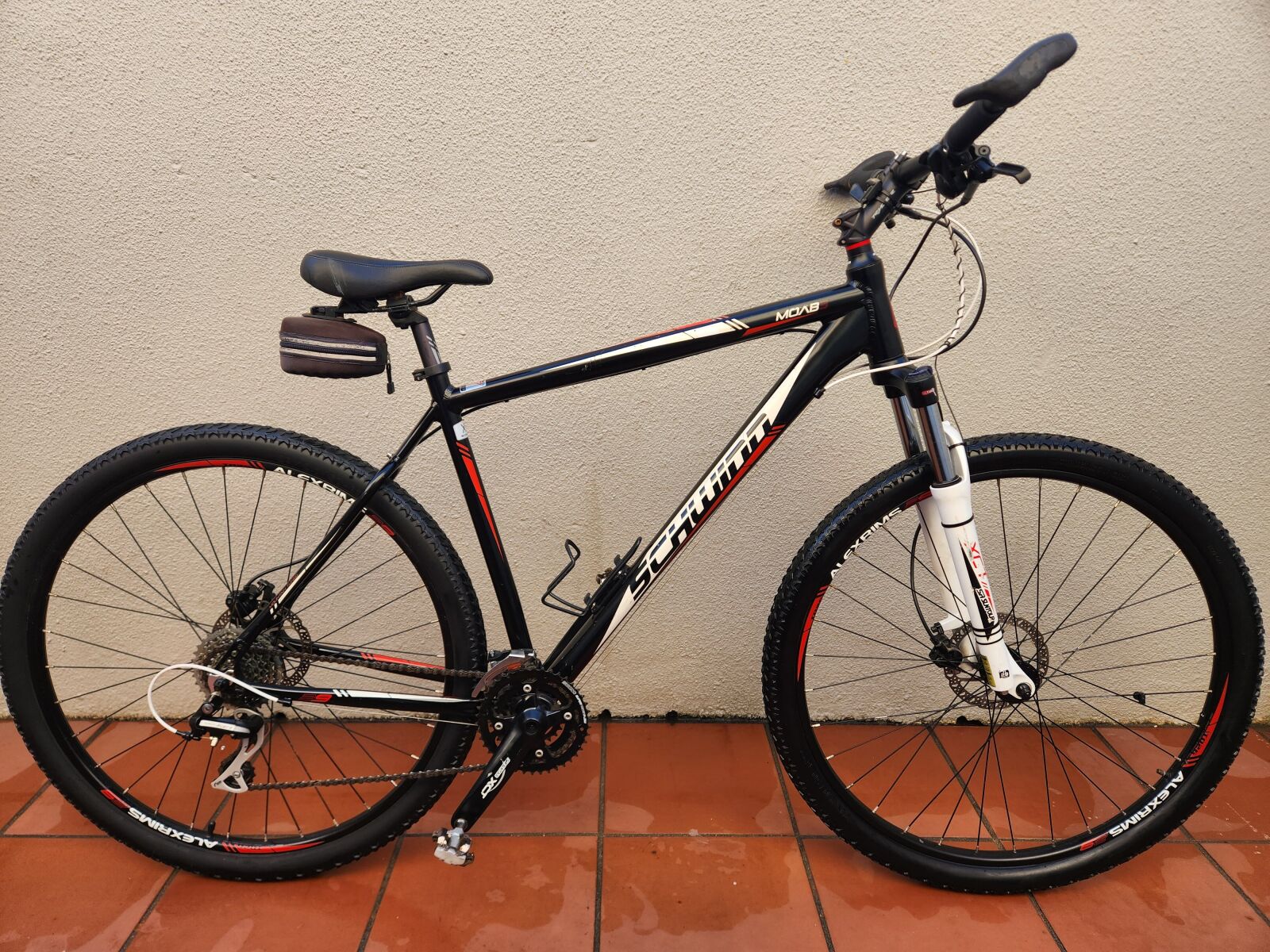 Schwinn Moab 3 Hardtail Mountain Bikes Bike Hub