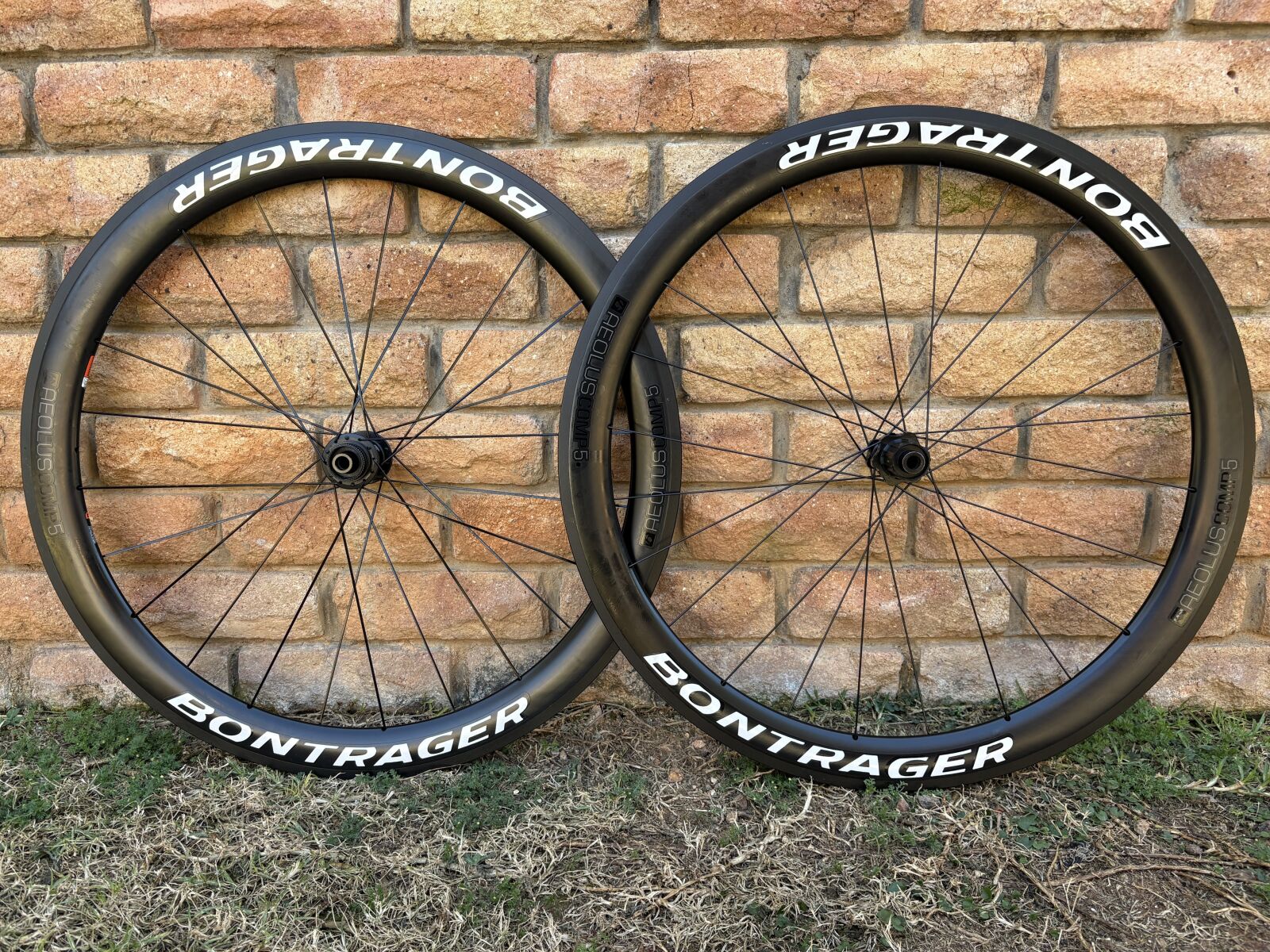 Bontrager Aeolus Comp 5 Carbon Disc Wheelset | Road Bike