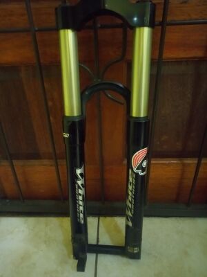 White Brothers Fluid 130 フォーク MTB 29インチ White Brothers Fluid 130 フォーク MTB 29インチ White