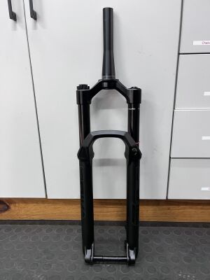 fox 36 170mmトラベル29インチ Fox 36 Factory 170mm 29 | Mountain Bike Forks | Bike Hub
