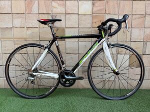 deity flat pedals Bladerunner – ORIOL BIKE SHOP offset symmetrical design gives Farbenmix Zubehörgröße:XL (10) Thule adapter 9906 |