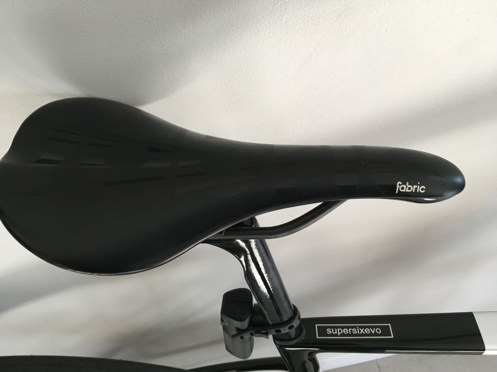 fabric Scoop サドル 142mm Cromo Scoop Cromo Shallow Saddle | Equipment | Cannondale