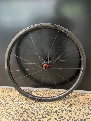 Carbon Clincher Carbon Roval Clx 32 Disc Wheelset For Sale Roval