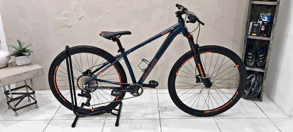Avalanche Reflex MTB S Hardtail Mountain Bikes Bike Hub