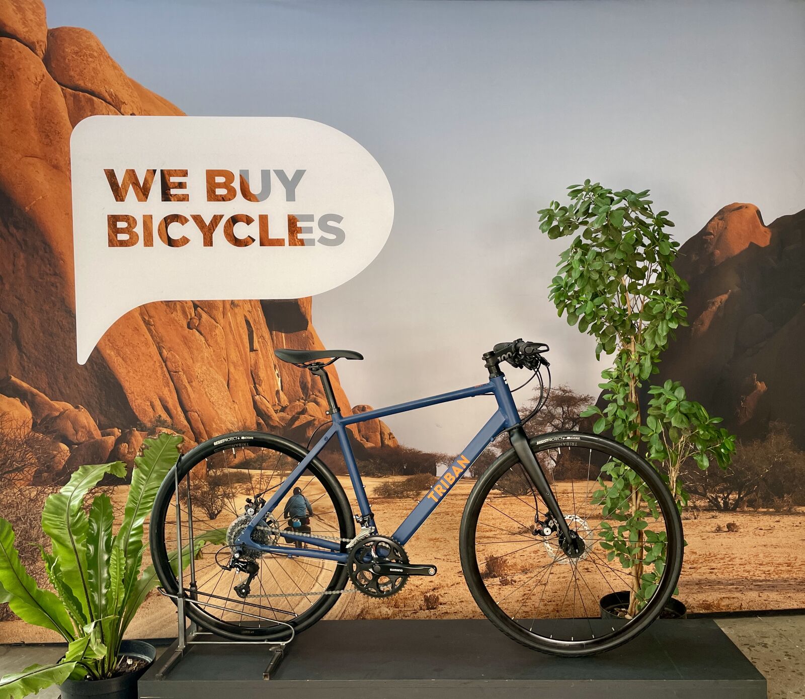 Pre-Owned Triban RC Triban 120 (54cm) BM11280 Road Bikes Bike Hub