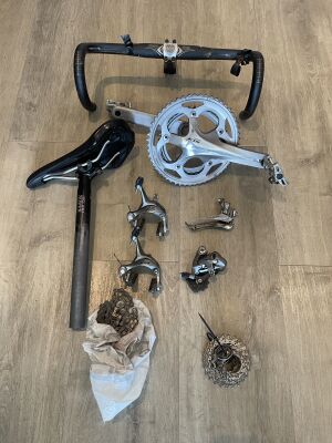 Shimano 105 5800 groupset | Complete Groupsets | Bike Hub