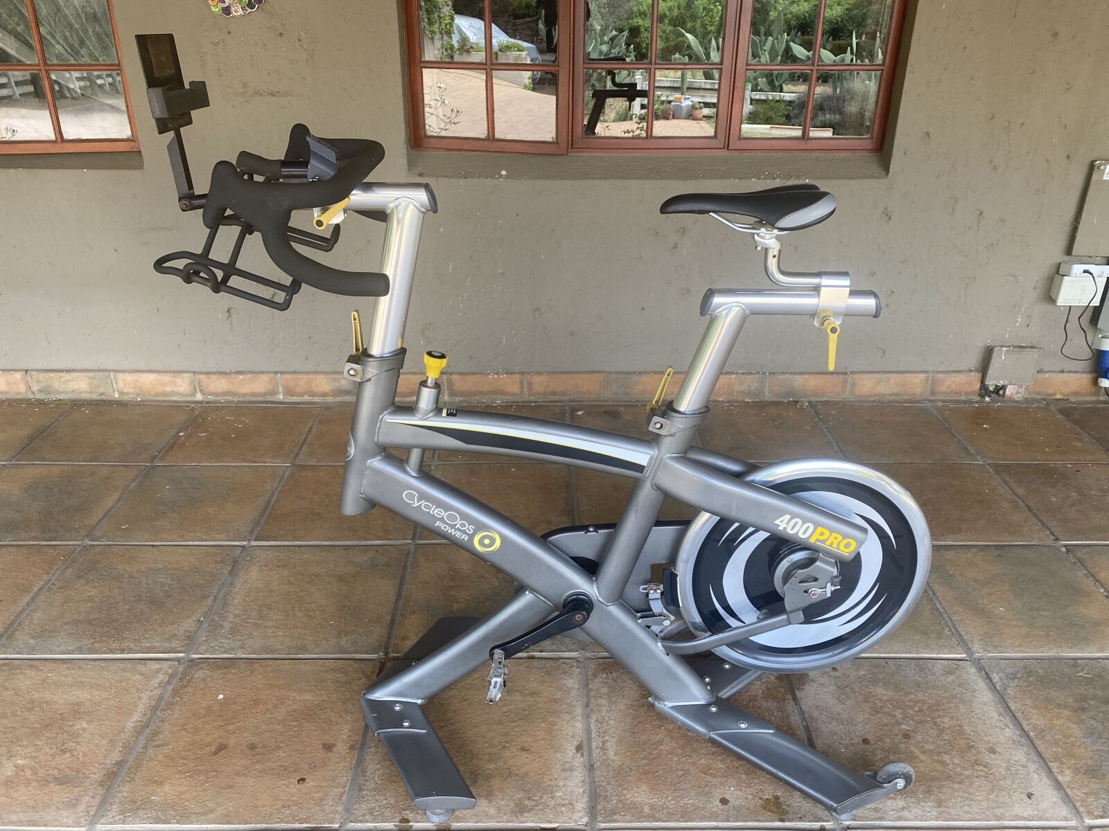 Cycleops Console Cycleops 400PRO Indoor trainer | Indoor Trainers & Accessories | Bike Hub