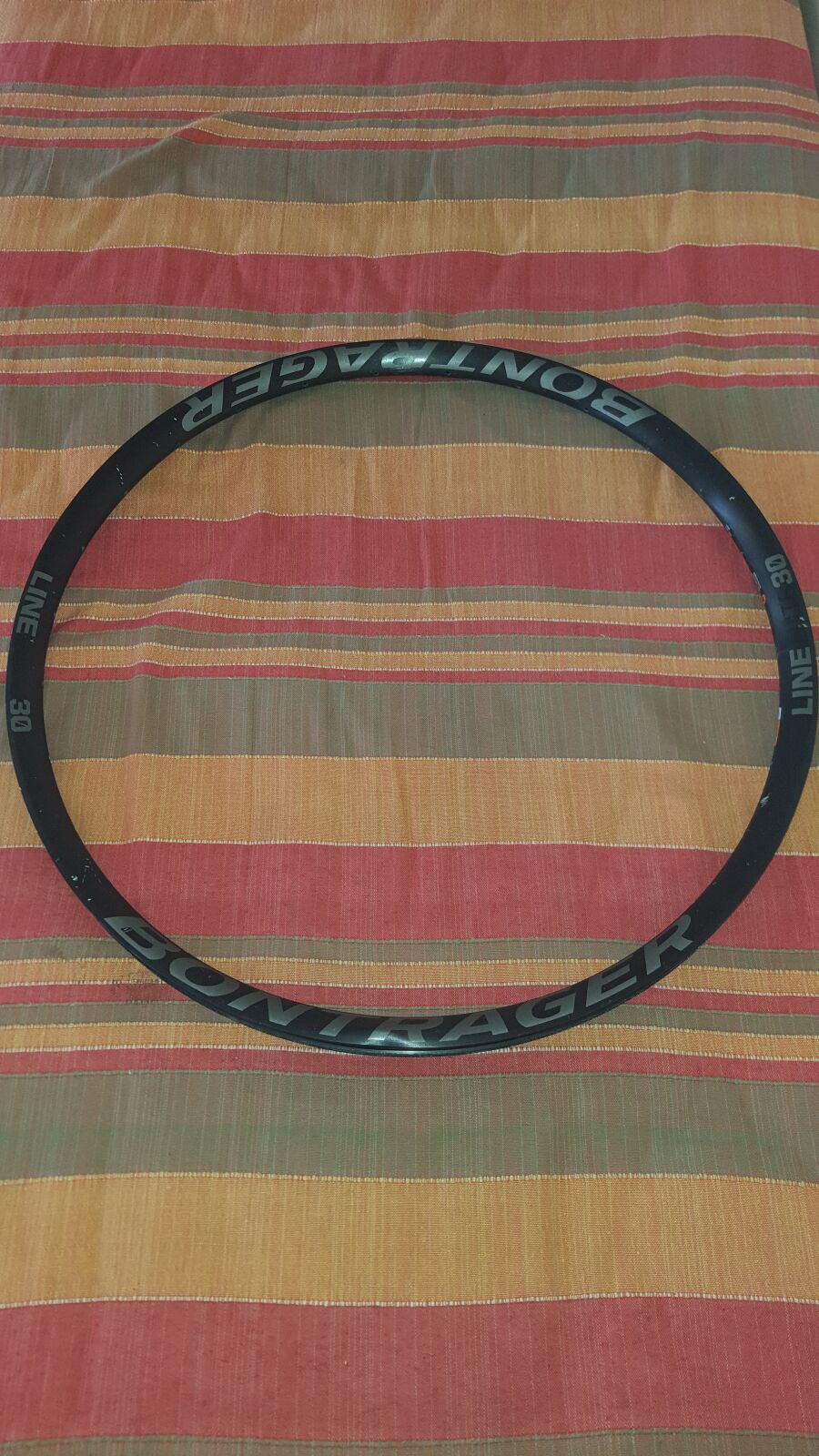 Bontrager Line Carbon 30 Front Wheel - 29" Boost 110mm, Tubeless, Disc Brake