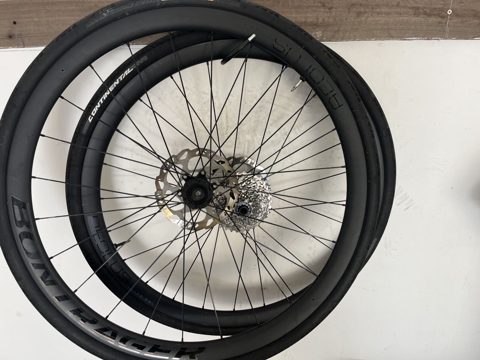 Rim Aeolus Elite 35 Review Bontrager Aeolus Elite 35 Disc Clincher