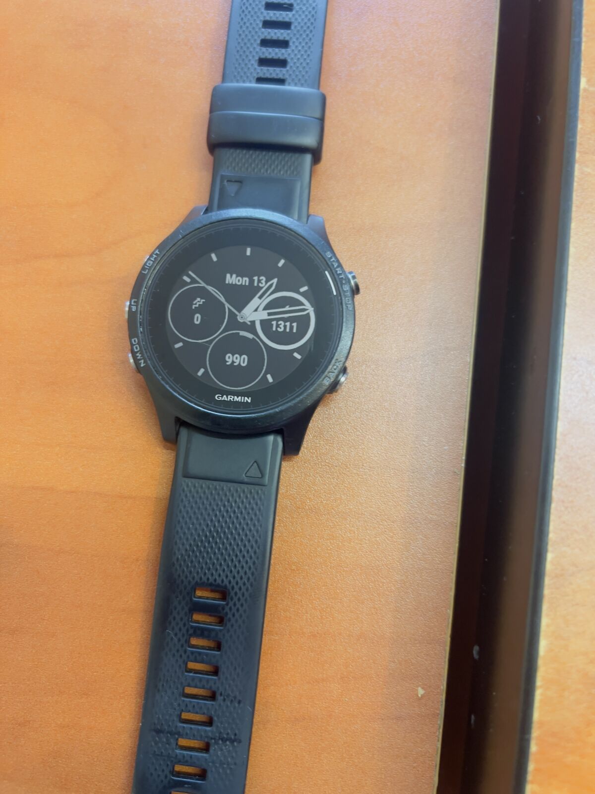 Smartwatch Garmin Instinct 935 Garmin Forerunner 935 Watches - Main Image