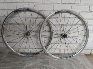 COLNAGO ARTEMIS CW32CL ALU 完組ホイール前後 高額買取実施中!!】COLNAGO ホイール 純正 アルテミス CW32CL