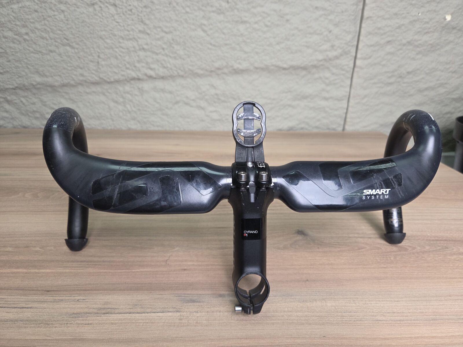 ENVE- AERO HANDLEBAR *CARBON* (400mm) | Handlebars | Bike Hub