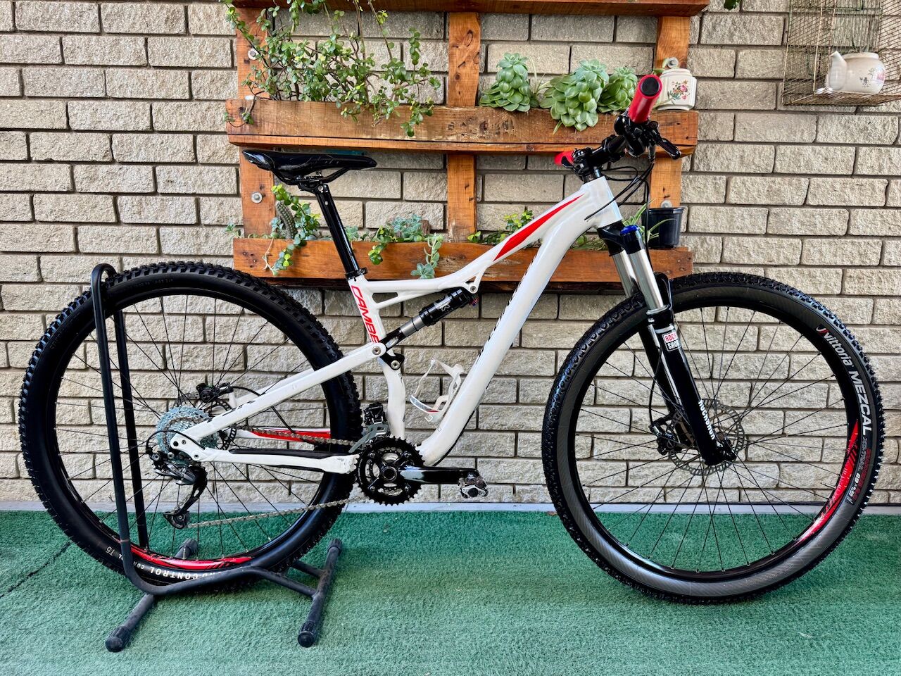 SPECIALIZED Camber fsr For Sale: Mountain Bike kerékpár, , disc brake, used