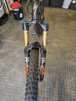 fox 36 170mmトラベル29インチ Fox 36 Factory 170mm 29 | Mountain Bike Forks | Bike Hub