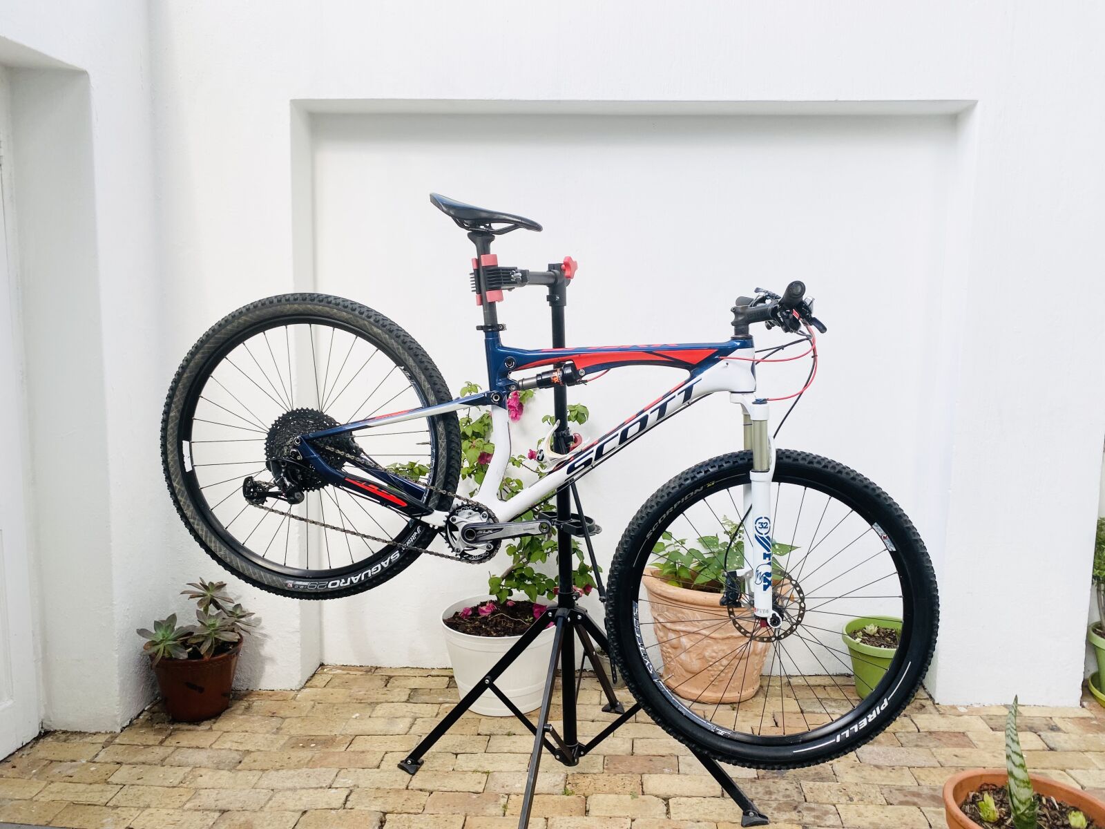 Scott Spark 930 Carbon Large Frame Dual Suspension Mountain