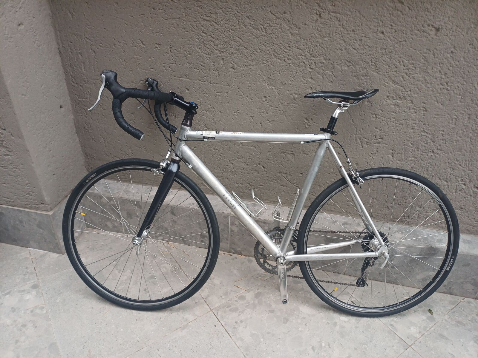 Trek 1000 Road Bikes Bike Hub