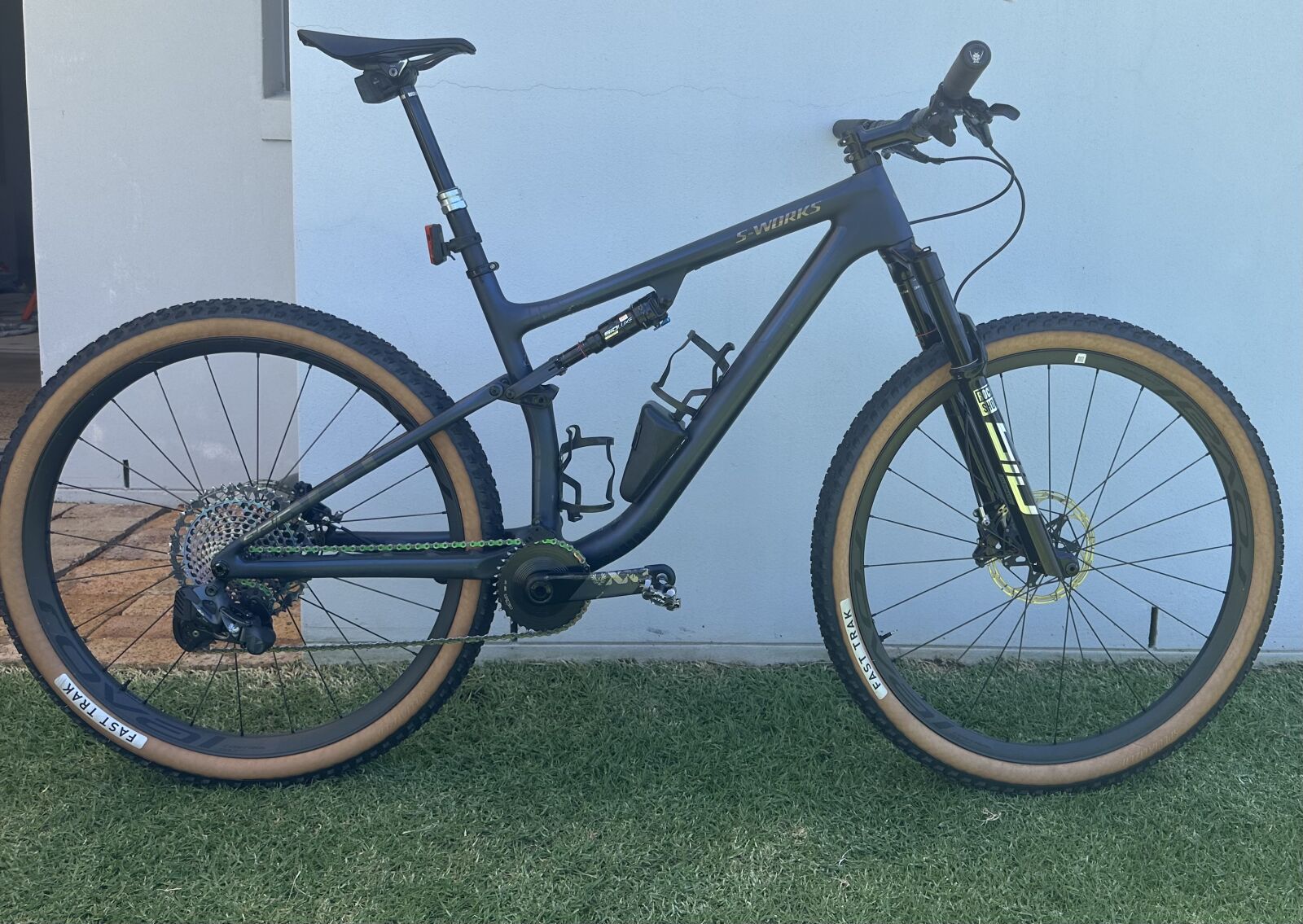 S-Works Epic EVO Dual Suspension Mountain Bikes Bike Hub