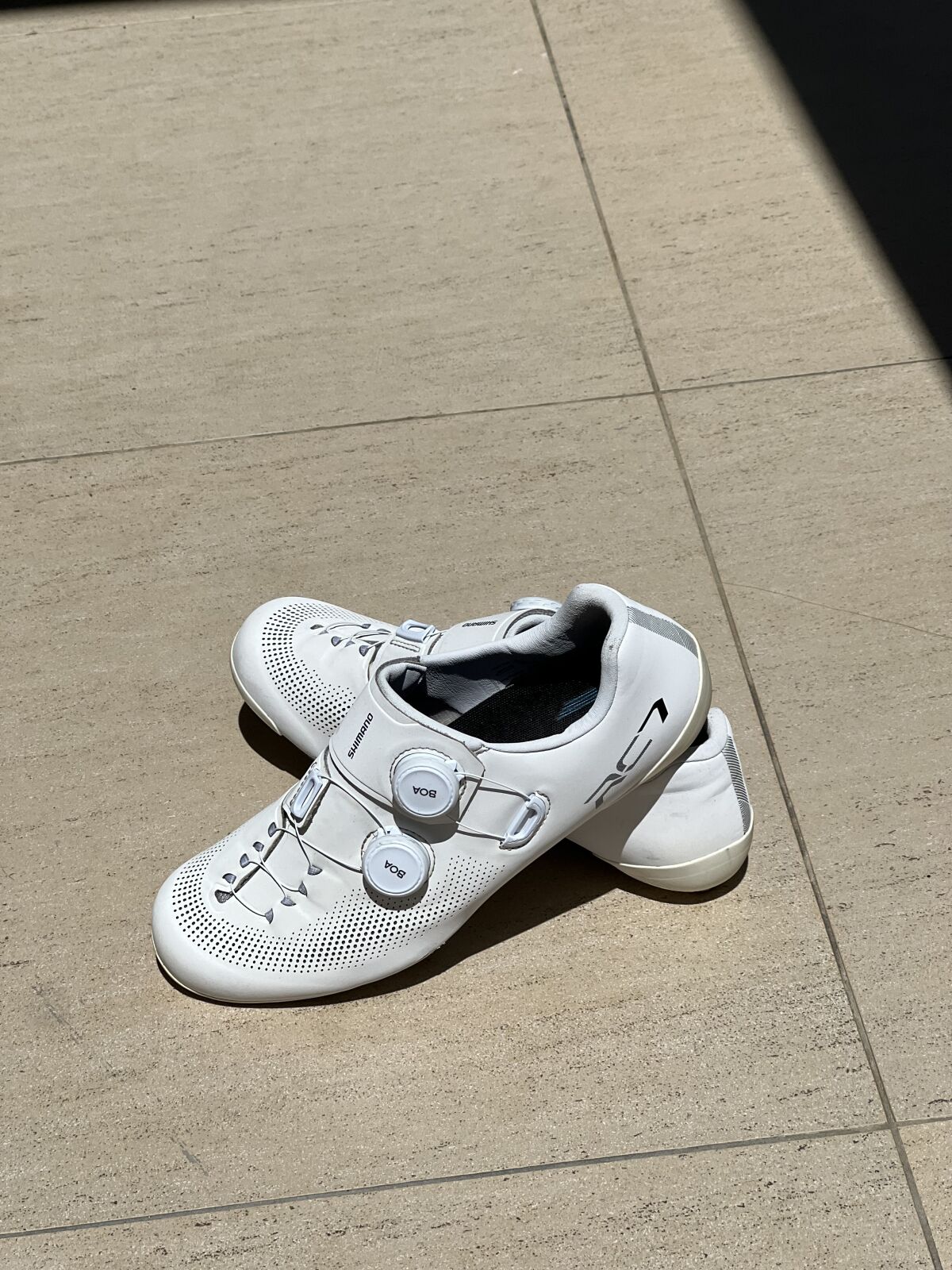 シマノ ビンディングシューズ RC7 42 カーボン ホワイト BOA シマノ