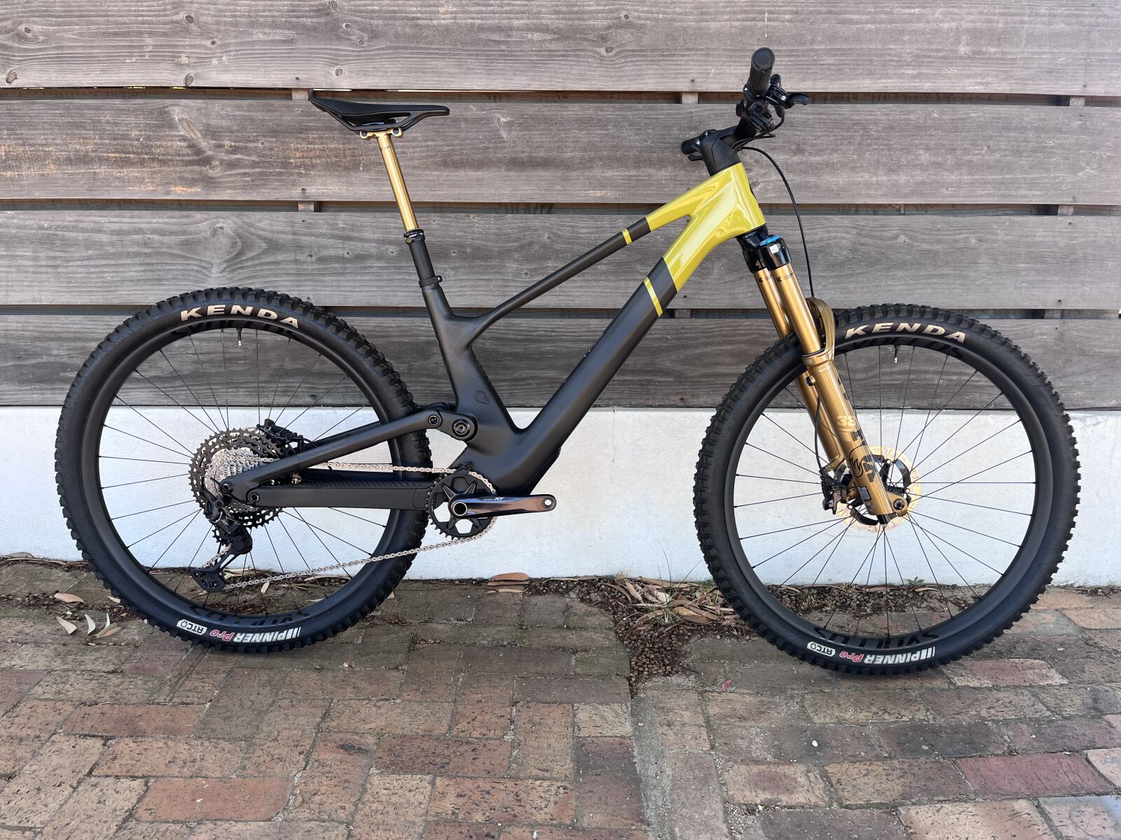 SCOTT GENIUS ST TUNED | Dual Suspension Mountain Bikes | Bike Hub