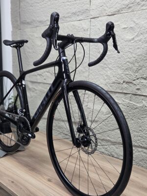 GIANT TCR ADVANCED 2 (S) **2022-Carbon-11SPD** | Road Bikes | Bike Hub
