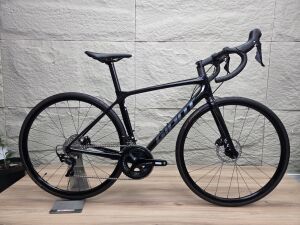 GIANT TCR ADVANCED 2 (S) **2022-Carbon-11SPD** | Road Bikes | Bike Hub