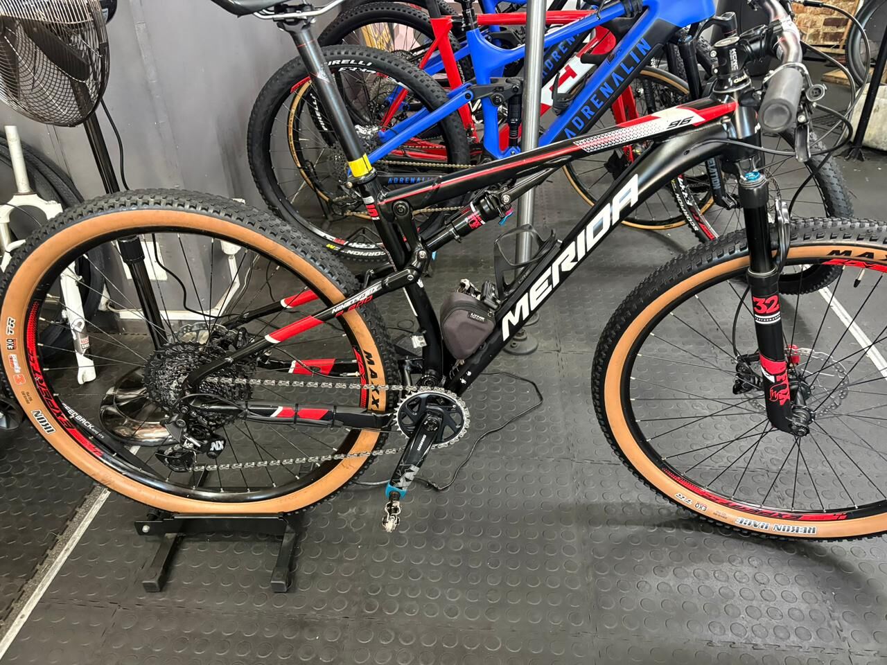 Merida NINETY-SIX 800 | Dual Suspension Mountain Bikes | Bike Hub