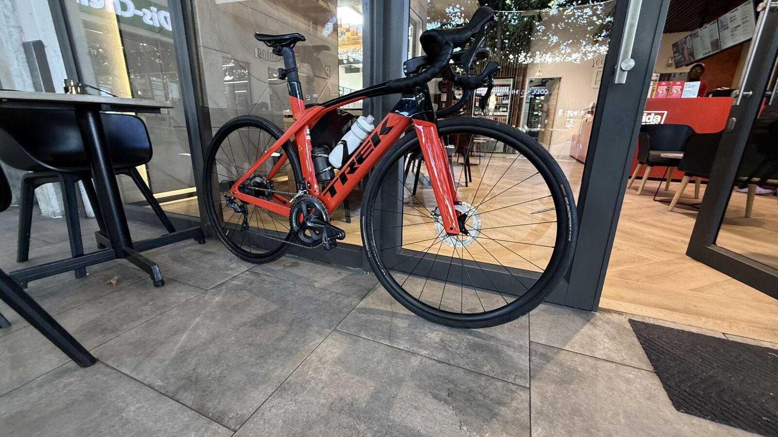 ゴンドアートNo.26 Trek Madone SL6 | Road Bikes | Bike Hub