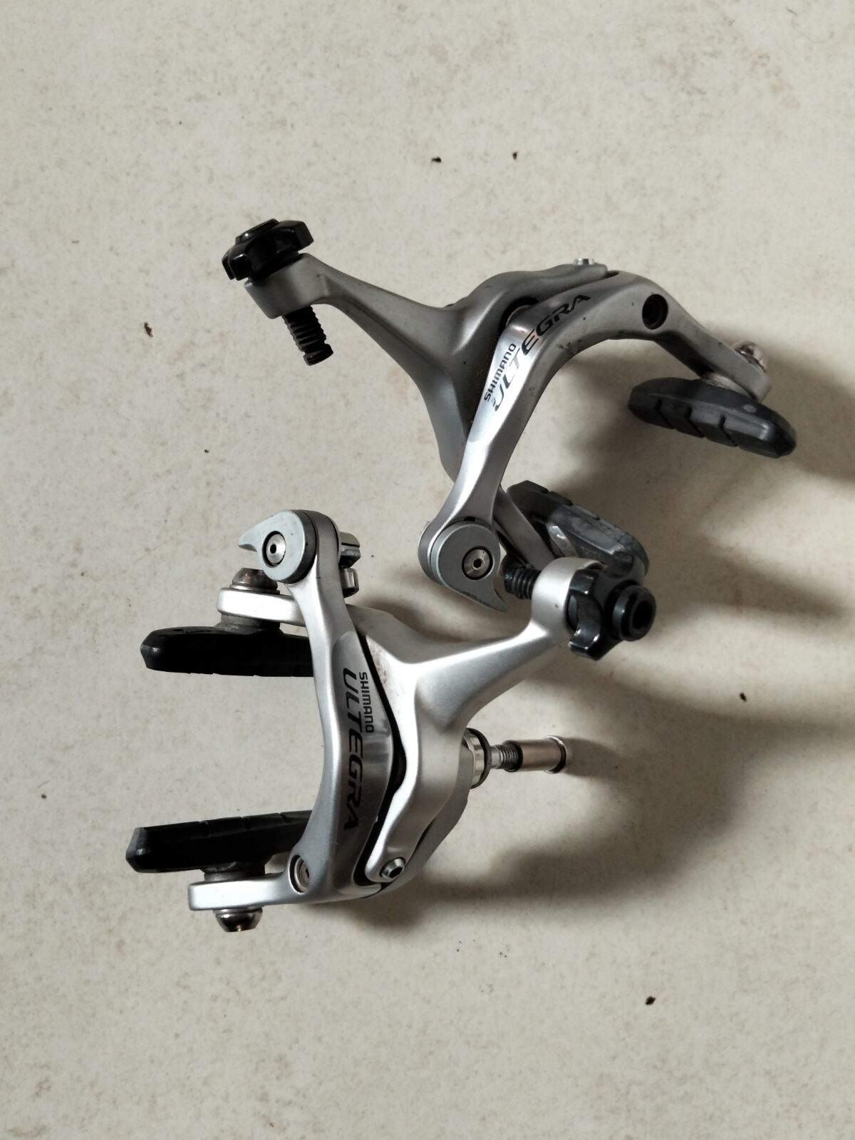 Ultegra 6700 Brake Callipers | Road Bike Brakes | Bike Hub